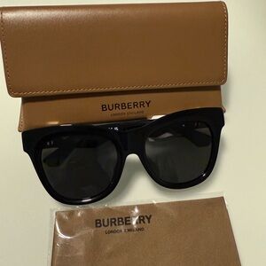 Burberry Black Sunglasses with Brown Case